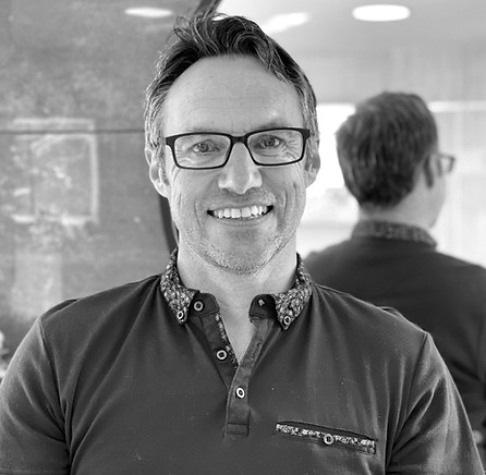 Portrait of Lee Spicer, Senior Bathroom Design & Sales Consultant · Southbourne.